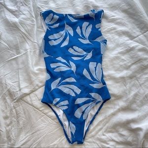 SEEA Clara One Piece (SMALL)